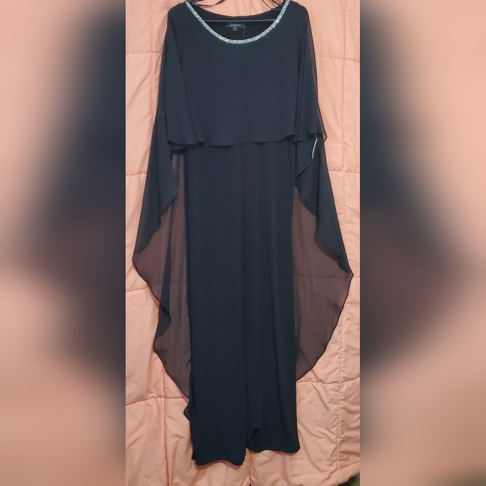 Black Glamour Evening Dress